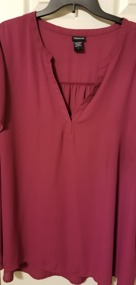 Short sleeve torrid top